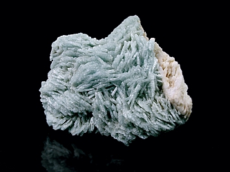 albite (var:<br>cleavelandite) for sale